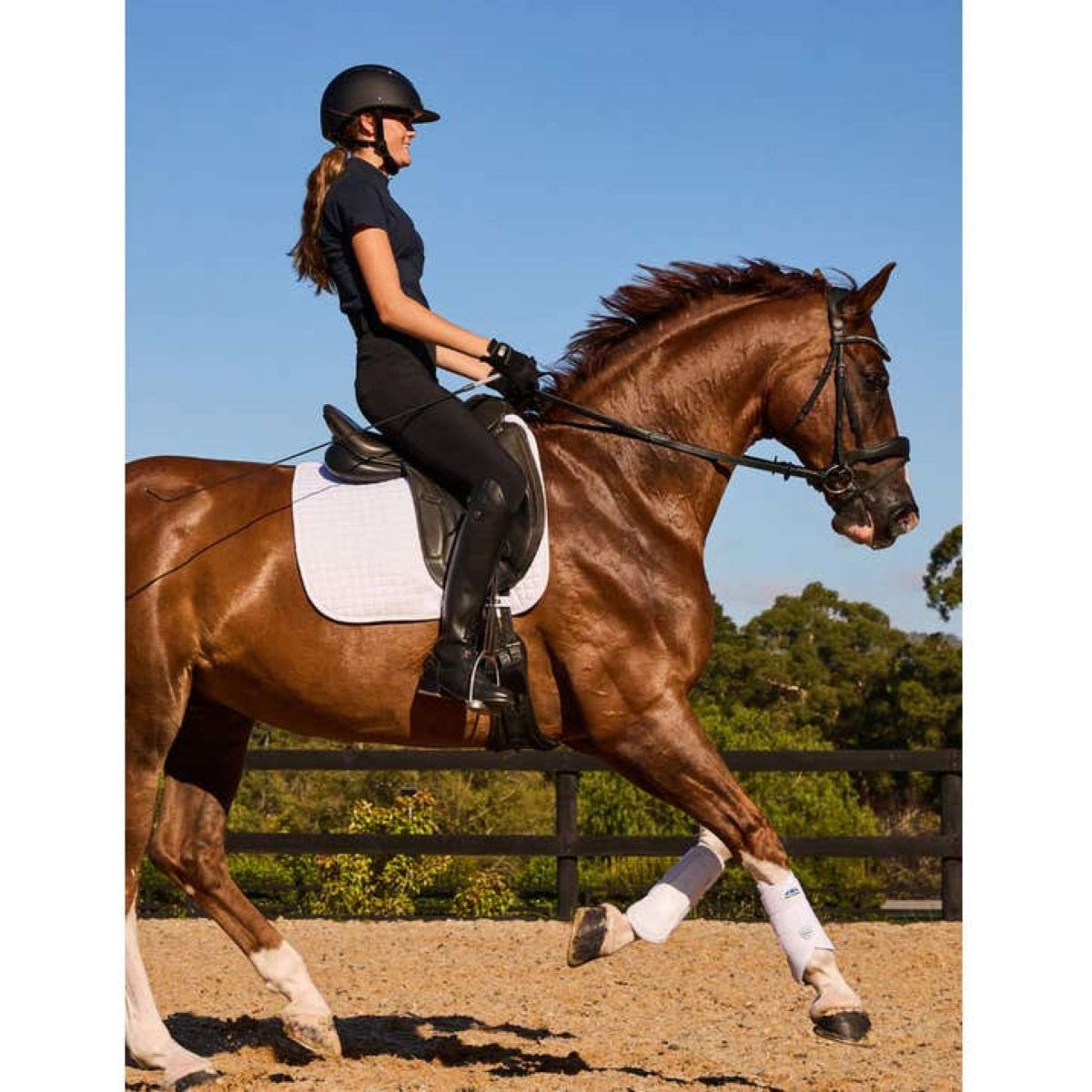 WeatherBeeta Tapis de Selle Prime Air-Tec Dressage Blanc WeatherBeeta Tapis de Selle Prime Air-Tec Dressage Blanc