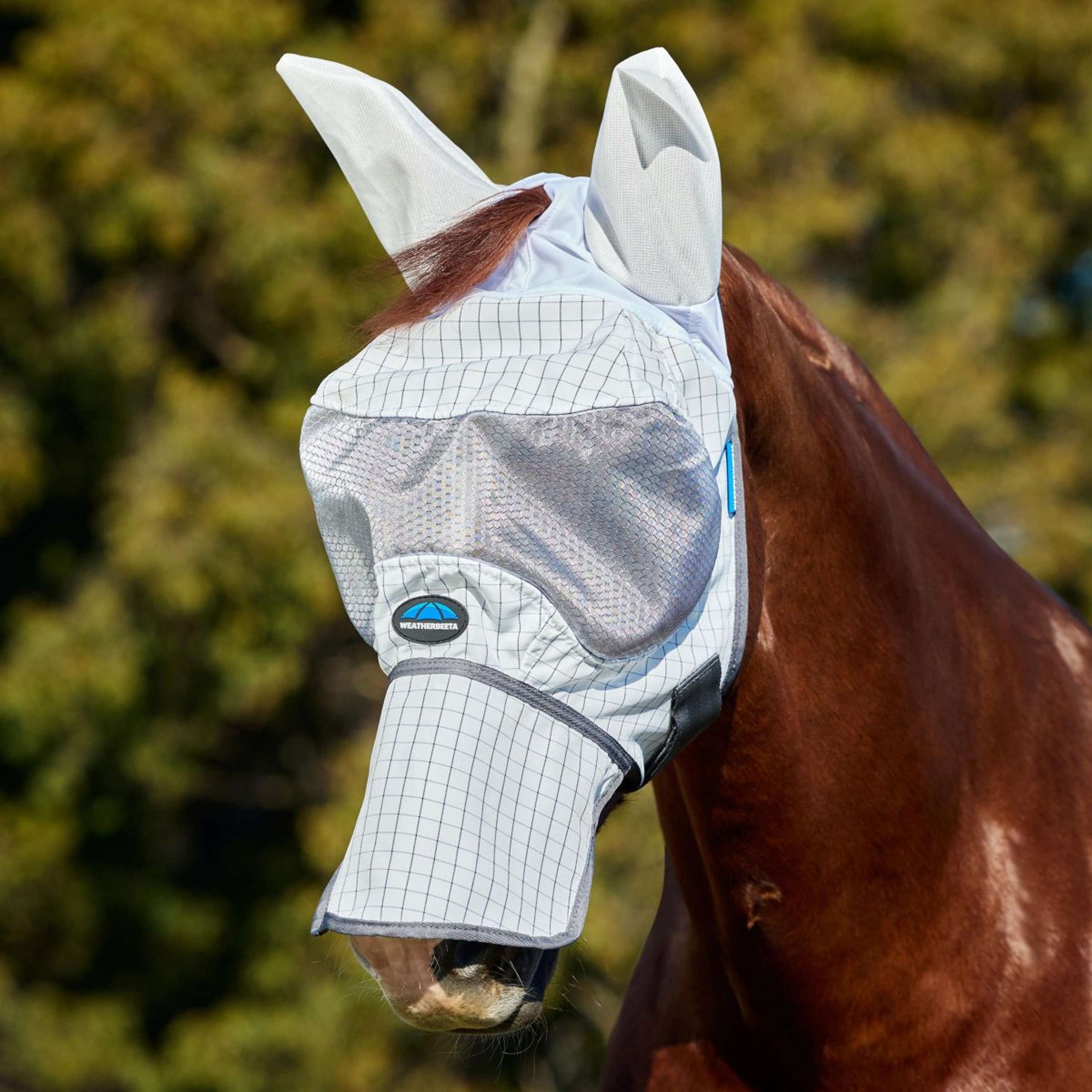 WeatherBeeta Masque Anti-Mouches Hybrid avec Oreilles et Nez Blanc/Charcoal WeatherBeeta Masque Anti-Mouches Hybrid avec Oreilles et Nez Blanc/Charcoal